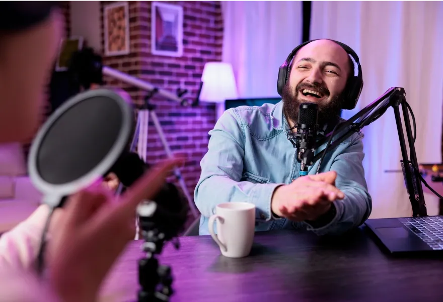 Podcaster